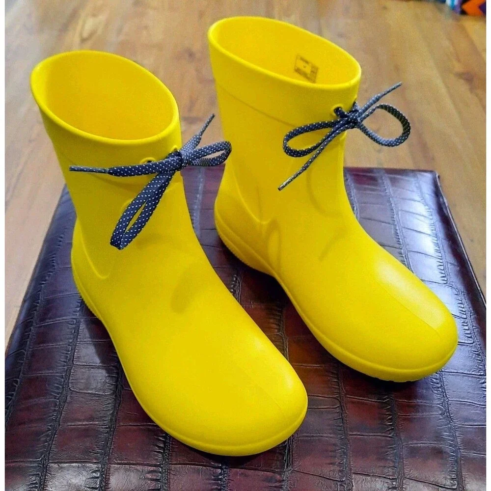 Crocs Freesail Shorty Rain Boot Yellow Waterproof 203851 Women Sz 5 W5 /Kid 3 J3